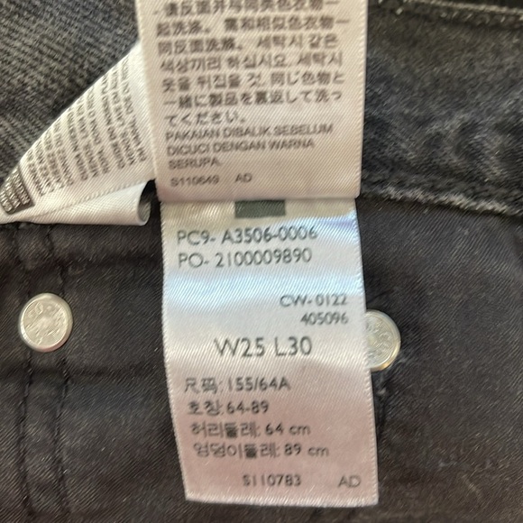 Levi’s Premium 80’s Mom Jeans Black High Rise Tapered Big E Size 25 - Picture 12 of 14